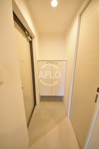 APRILE南森町の玄関|APRILE南森町（旧名：アスール南森町）　玄関