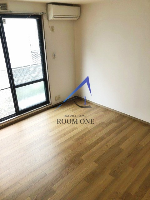 セイスタンツェ の居間・リビング|洋室のお部屋です。