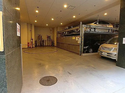 ルミエール東神田の駐車場|駐車場です