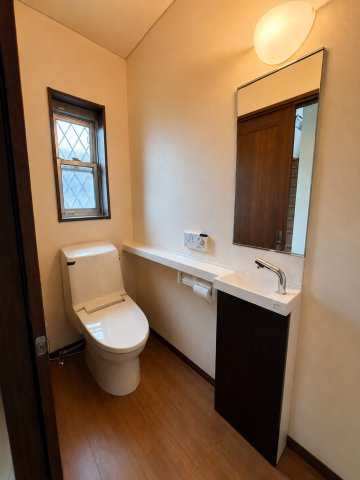恩田2丁目一戸建て住宅のトイレ|※家具類除去加工画像です