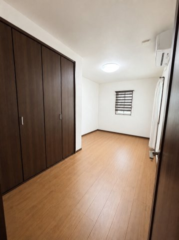 恩田2丁目一戸建て住宅の洋室|※家具類除去加工画像です