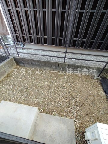 ユトリロ浪ノ上の庭