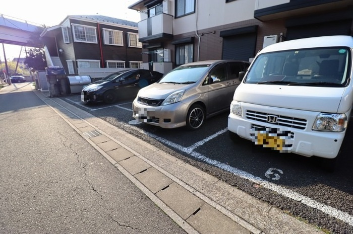 メゾン・ド・ルミエールの駐車場|駐車場