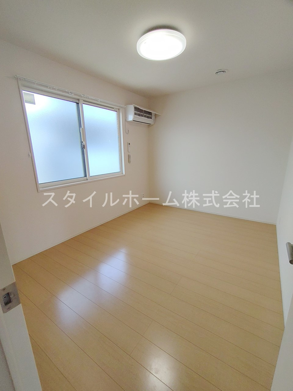 ＯＩＳＴの内装|別部屋です。
