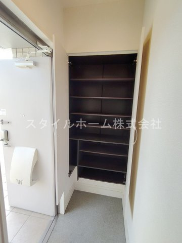 ＯＩＳＴの収納|別部屋です。