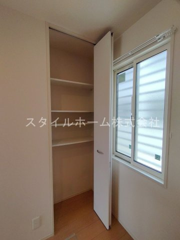 ＯＩＳＴの収納|別部屋です。