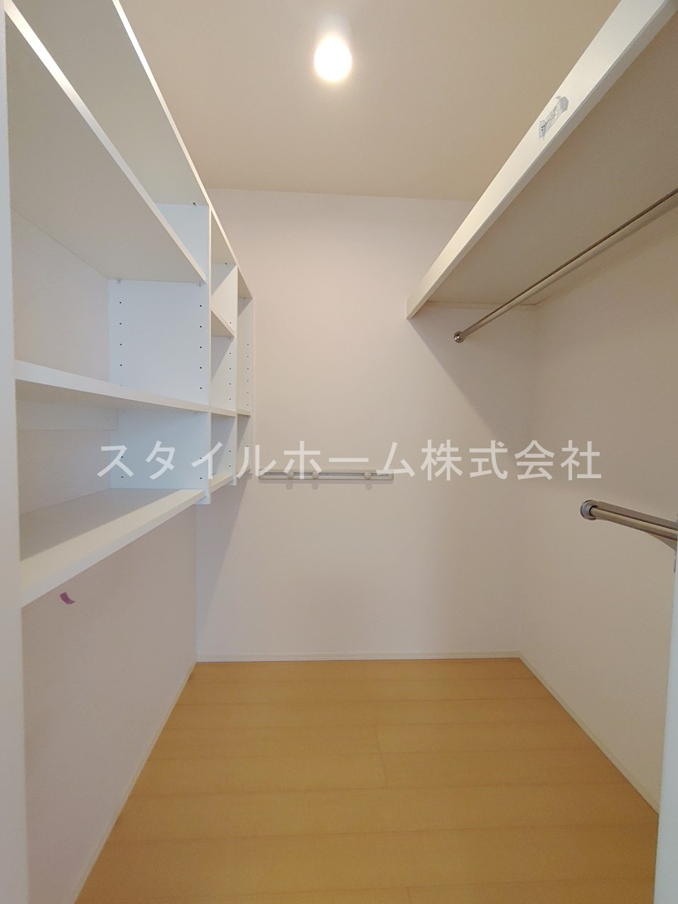 ＯＩＳＴの収納|別部屋です。