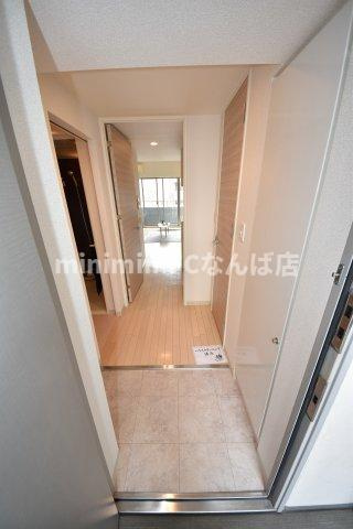 ルクレイタチボリの玄関