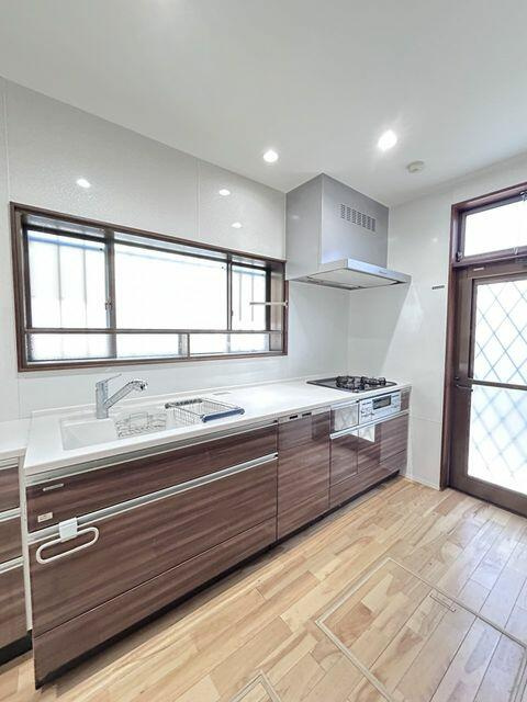 宇都宮市大和１丁目　5ＬＤＫ　中古住宅のキッチン