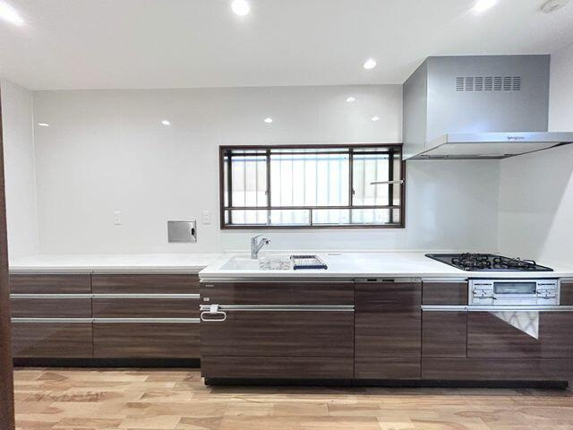 宇都宮市大和１丁目　5ＬＤＫ　中古住宅のキッチン