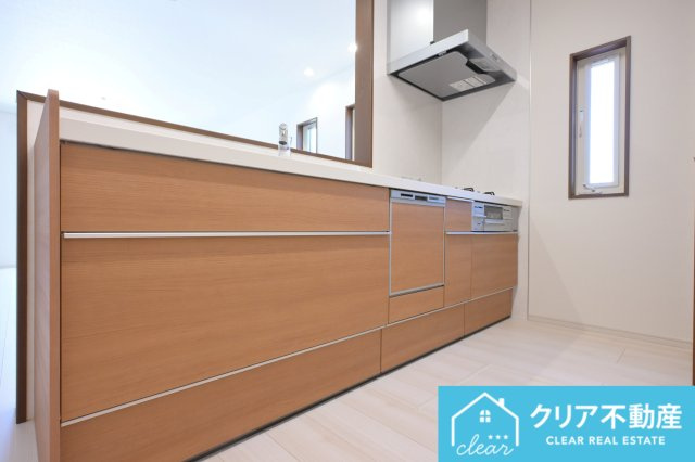 【キッチン】 | 桐生市広沢町4丁目　アイダ設計 | 明るい木目調のキッチンは機能性も良く使いやすい♪