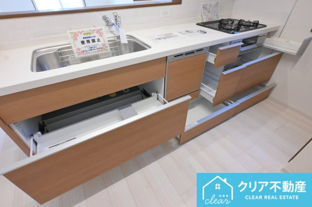 【キッチン】 | 桐生市広沢町4丁目　アイダ設計 | キッチンにも収納がたっぷりついています♪