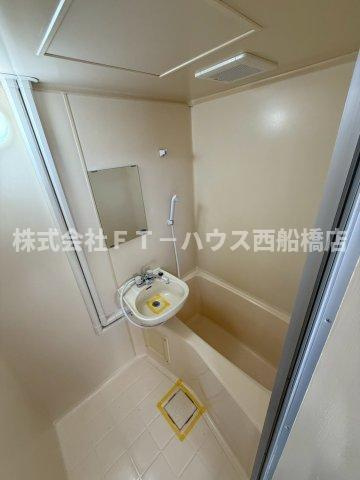 メゾン船橋法典の浴室