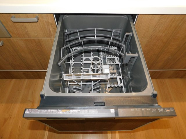 北名古屋市能田蓮池の新築一戸建のキッチン|◇食洗機◇　　家事の時短になる便利な食洗機付き！