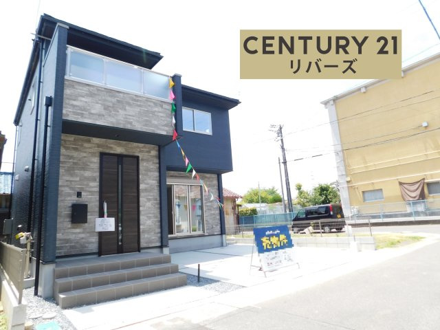 北名古屋市能田蓮池の新築一戸建の外観|☆新価格☆　　限定１棟！！いつでも見学出来ます♪（お問合せ当日、平日、水曜、夜間でもＯＫ）　駐車並列２台ＯＫ！　収納＋カウンター付きリビング１８．０帖♪　収納豊富！　小・中学校至近！　近隣商業施設充実