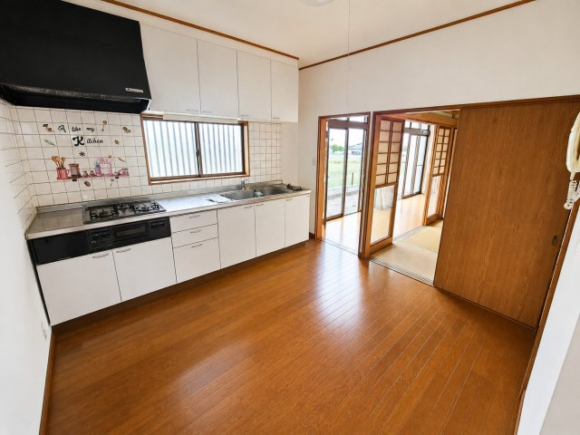 前橋市富士見町小暮 中古住宅のキッチン