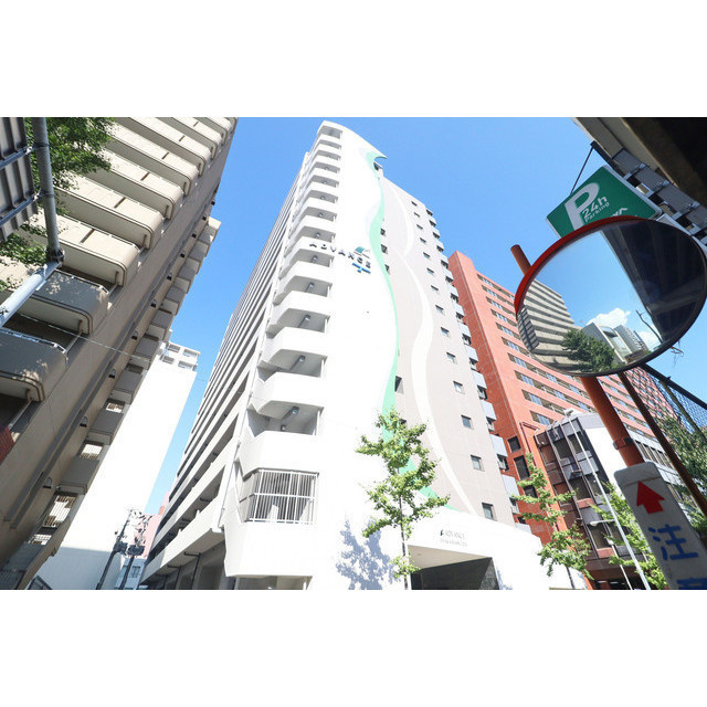 アドバンス江坂ラシュレの外観