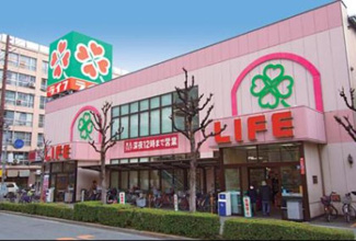 ライフ大森南店 徒歩7分。スーパー 530m