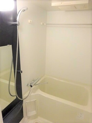 【浴室】 | エスリード靱公園 | 浴室　※前回募集時／２０２４年８月の写真