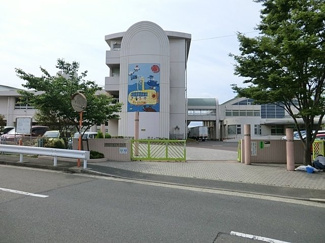 横須賀市立野比東小学校まで400ｍ
