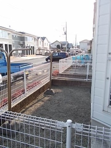プリムローズＢの庭