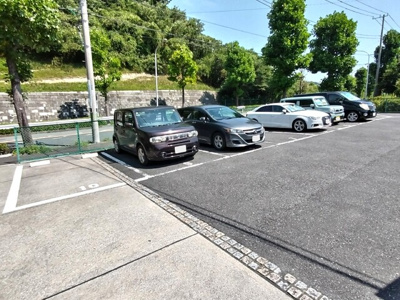 敷地内駐車場あり／要空確認