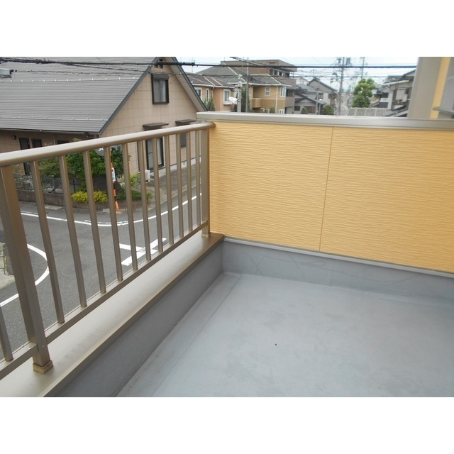加納南陽町貸家のバルコニー