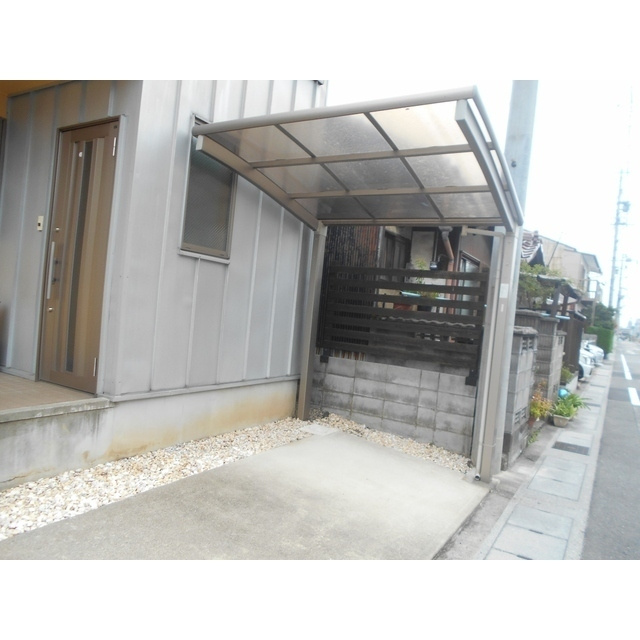 加納南陽町貸家の駐車場