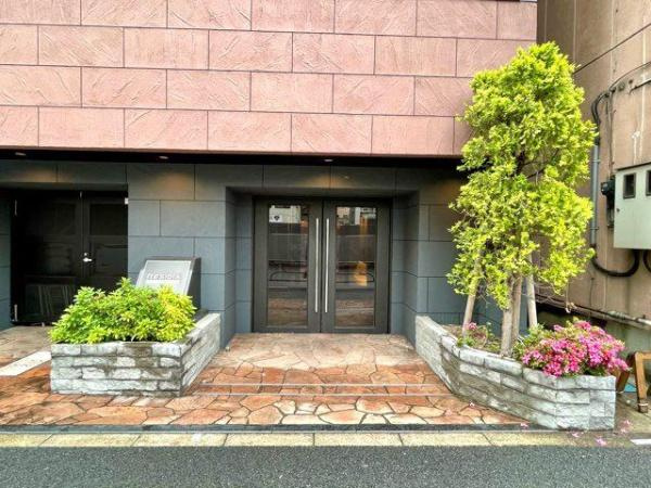 【エントランス】