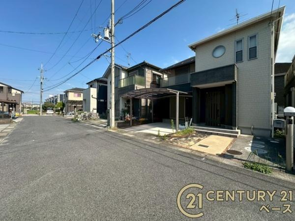 大和高田市曽大根１丁目　一戸建の前面道路含む現地写真