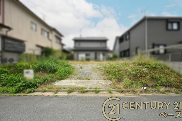 橿原市菖蒲町３丁目の売地の前面道路含む現地写真|■現地撮影写真■ 前面道路は４ｍ以上と広くゆったりしています！