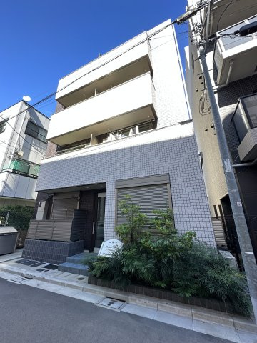 Maison Noire