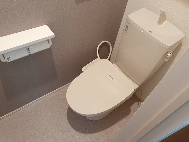 マハロ八丁道のトイレ|コンパクトで使いやすいトイレです