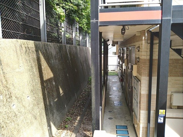 レオパレス千年のその他|1階通路