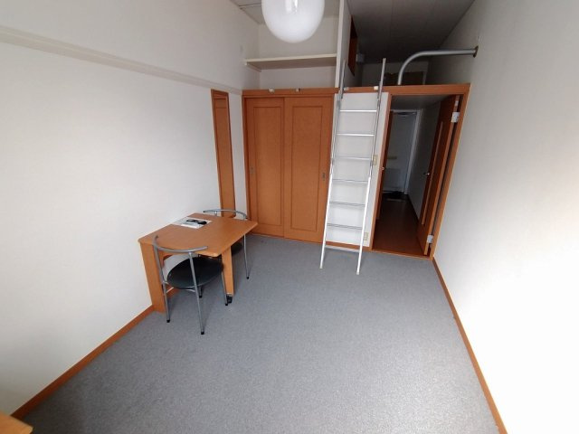 レオパレス千年のその他|1階はフローリング仕様です。