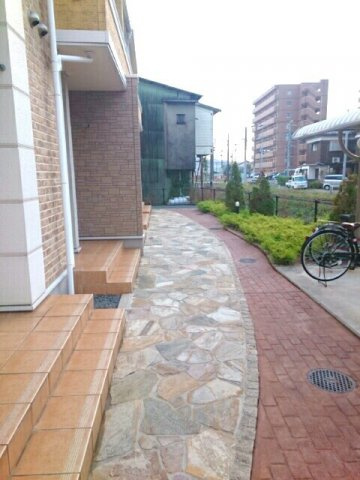ハピネスタウンのエントランス