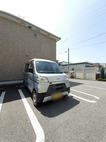 Ｕ’メゾンⅡの駐車場