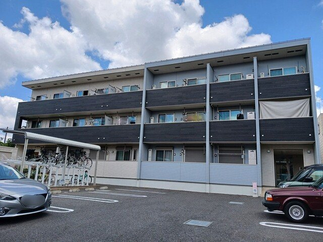 ポライトリー　ファミーユ