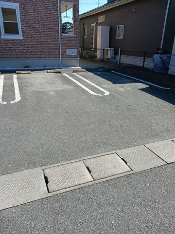 ランコント・リヤンＡの駐車場