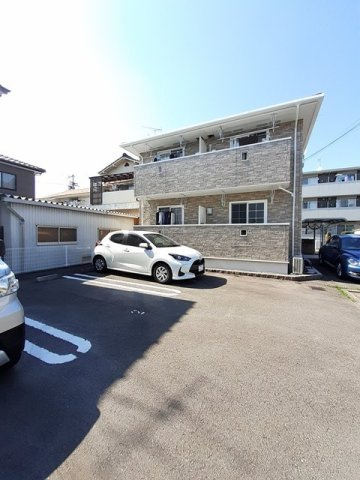 プラシード・Ｍの駐車場