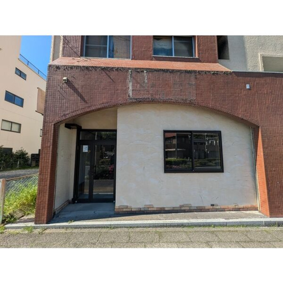  | 石坂ハイツ【　1階路面店　】