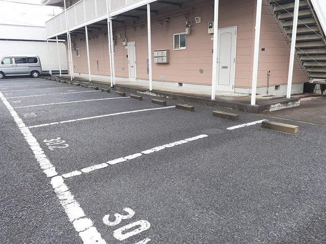 メルベーユⅠ号館の駐車場