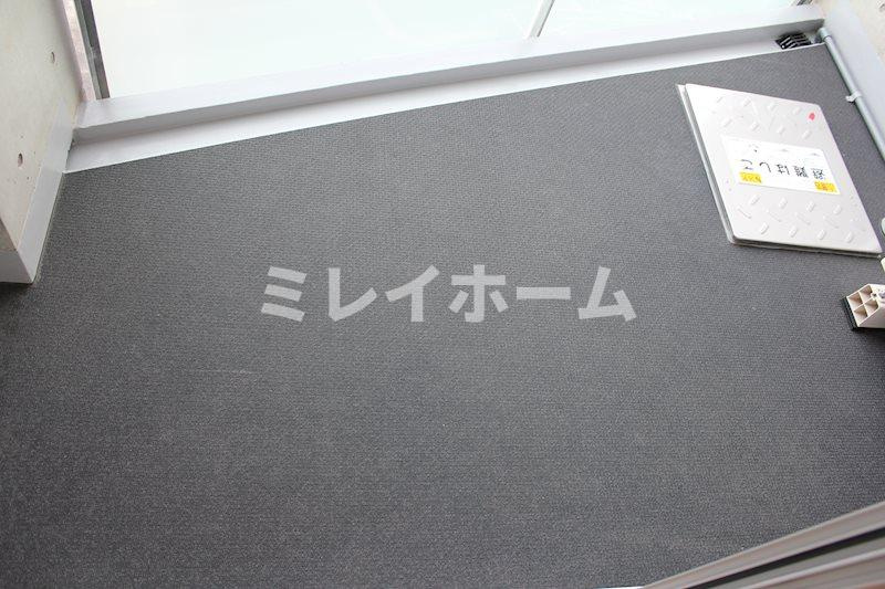 ZOOM目黒かむろ坂のバルコニー