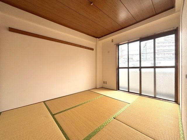 芝池マンションの和室