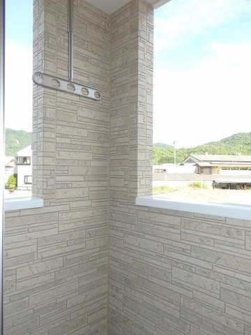 セリシールＡのバルコニー|陽当たり良好なバルコニーです