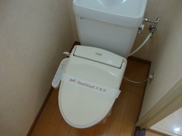 サニーメゾンＴのトイレ|シャワー付トイレ