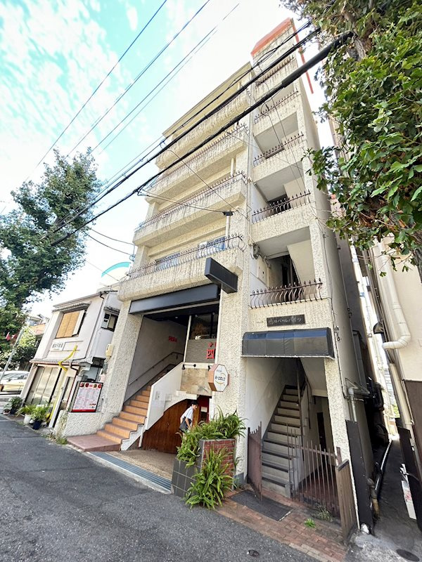 嶋田パールハイツの外観