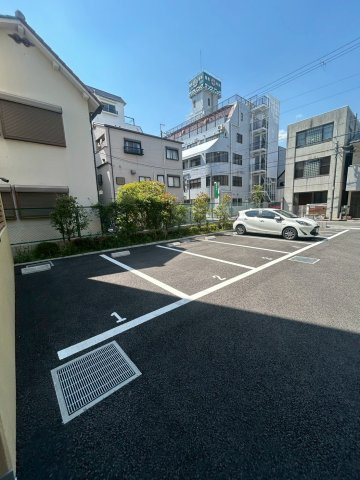 ハックスビエント甲子園口の駐車場