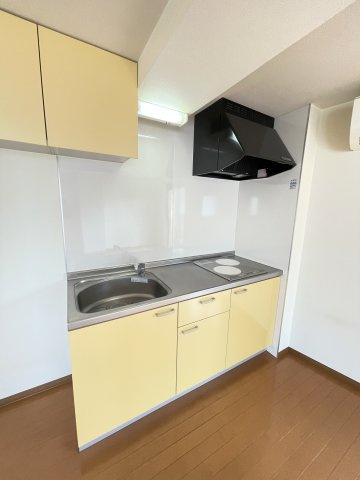 アドモリモト元町通のキッチン