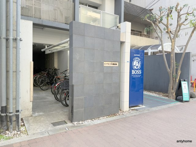 コンチネンタル難波東　仲介手数料無料のエントランス